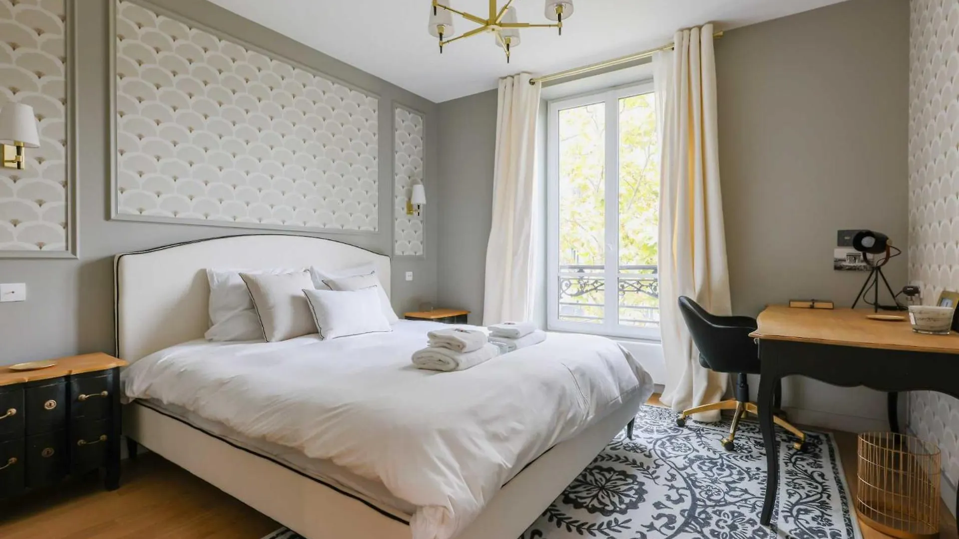 Luxurious Apartment - 4Br-10P- Ternes-Pereire Paris