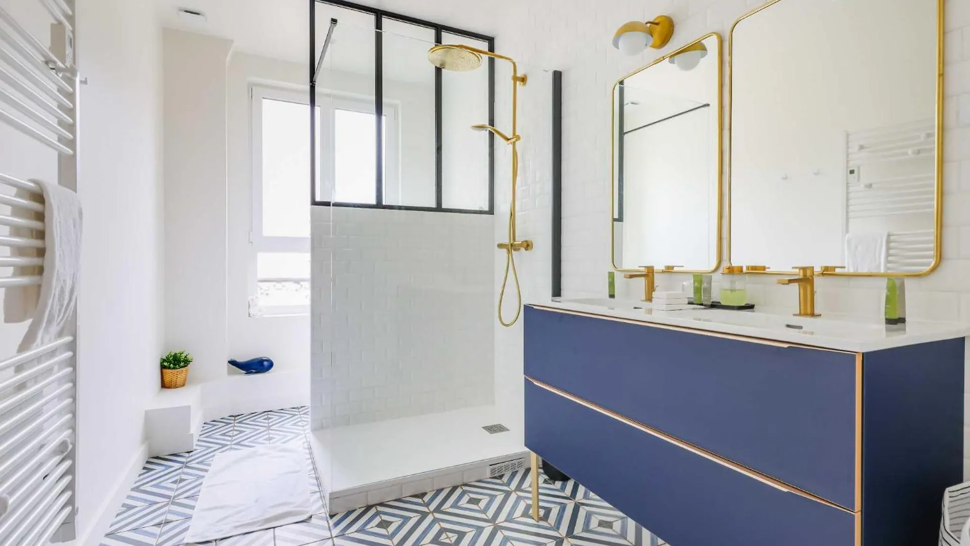 פריז Luxurious Apartment - 4Br-10P- Ternes-Pereire צרפת